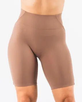 Aura Short 9 - Oak