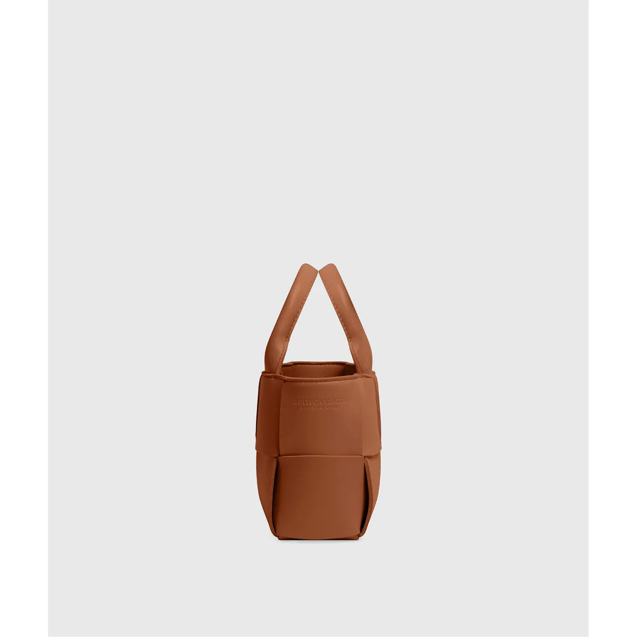 BOTTEGA VENETA Candy Arco Tote Bag - WOOD - APPLE CANDY