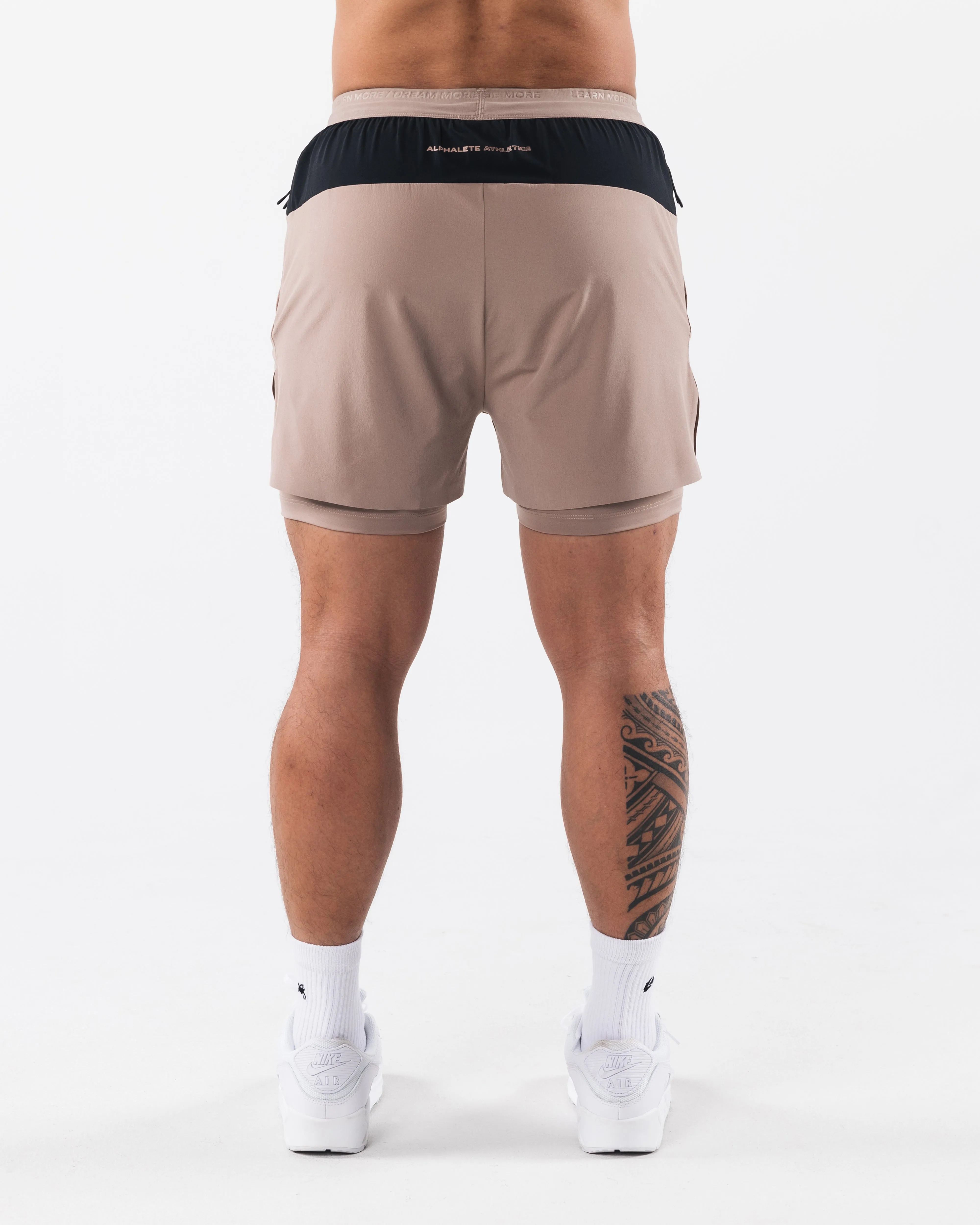 Elite Swift Short 5 - Sand