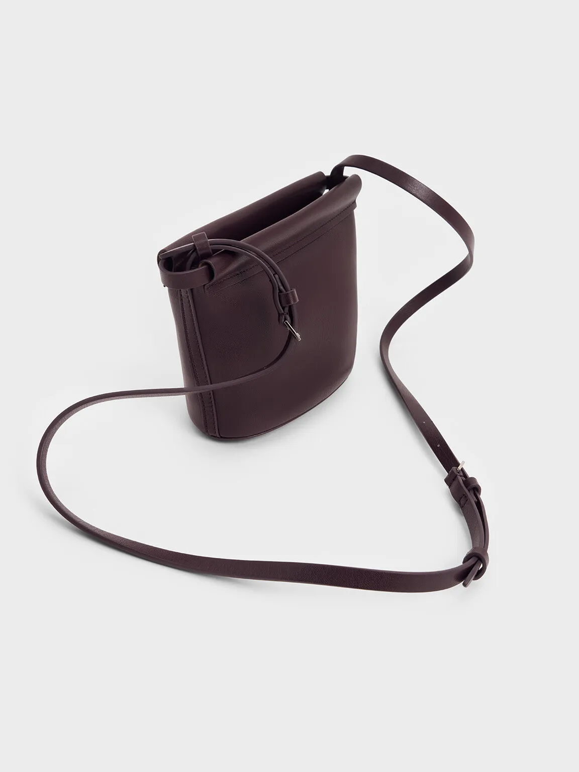 Ellis Bucket Bag - Plum