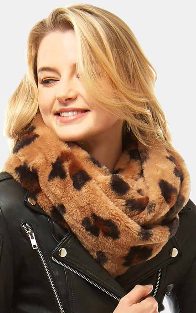 LOF927 Leopard Faux Fur Infinity Scarf