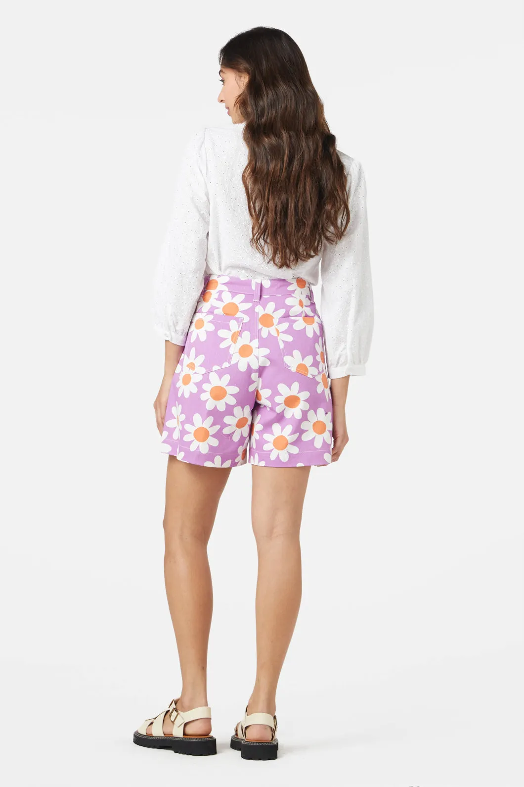 Margo Daisy Short