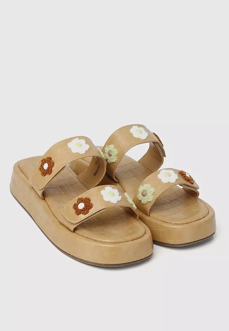 Milliot & Co. Disney Bambi Daisy Sandals