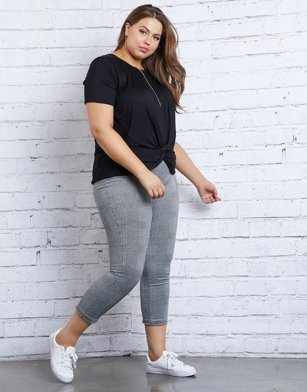 Plus Size Houndstooth Leggings