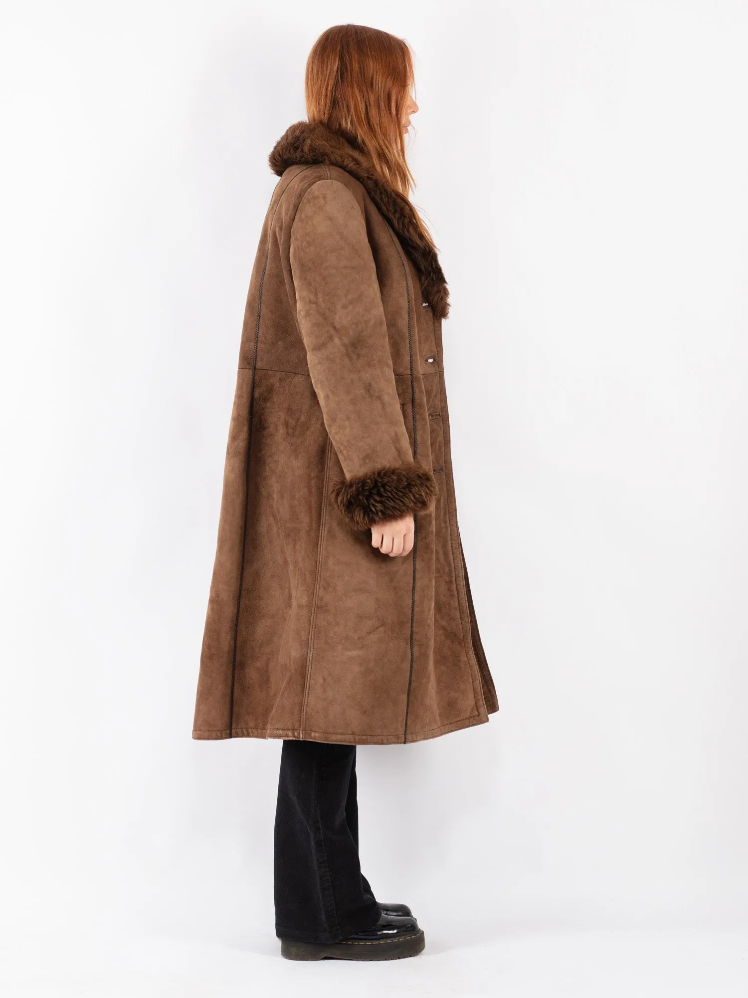 Vintage 70's Women Sheepskin Coat in Brown