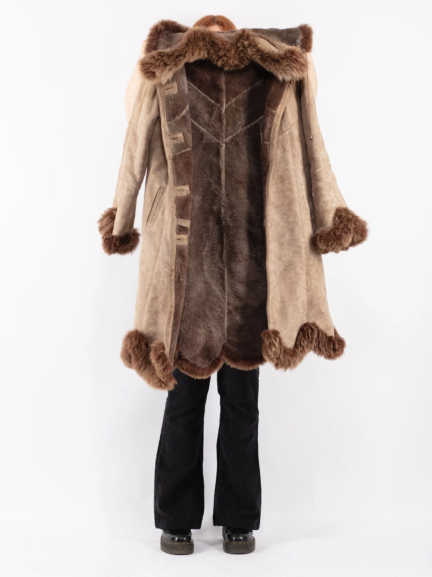 Vintage 90's Women Hooded Sheepskin Coat in Beige