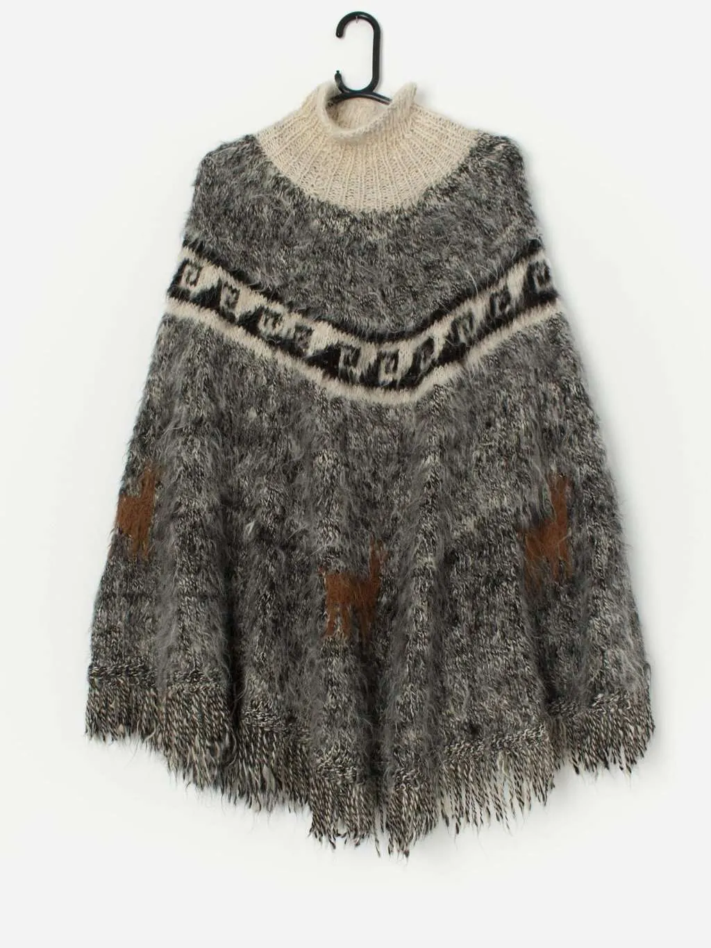 Vintage handknitted poncho cape with alpacas – One size