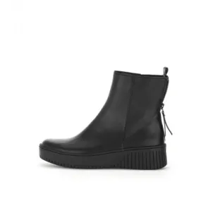 Wedge Zip Ankle Boot - Tower 33.631